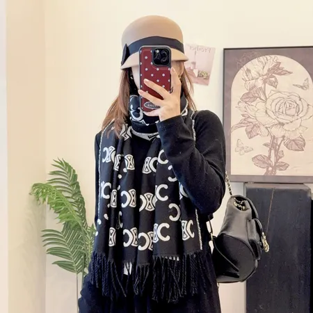 スーパーコピー セリーヌ マフラー