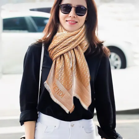 スーパーコピー フェンディ マフラー