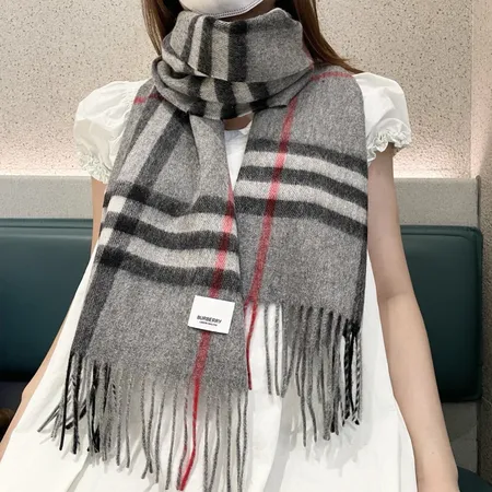 スーパーコピー バーバリー ス マフラー