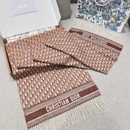 スーパーコピー ディオール マフラー