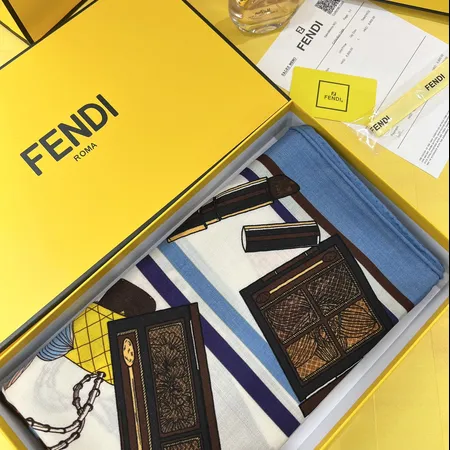 スーパーコピー フェンディ マフラー