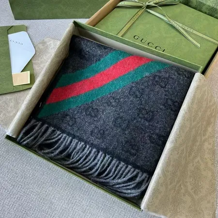 スーパーコピー グッチ マフラー