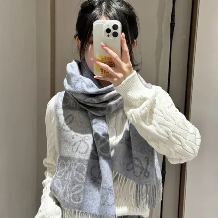 スーパーコピー ロエベ マフラー