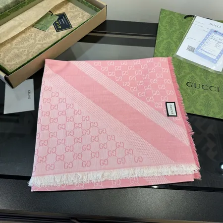 スーパーコピー グッチ マフラー