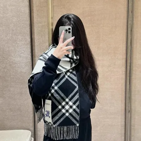 スーパーコピー バーバリー ス マフラー