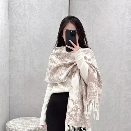 スーパーコピー ディオール マフラー