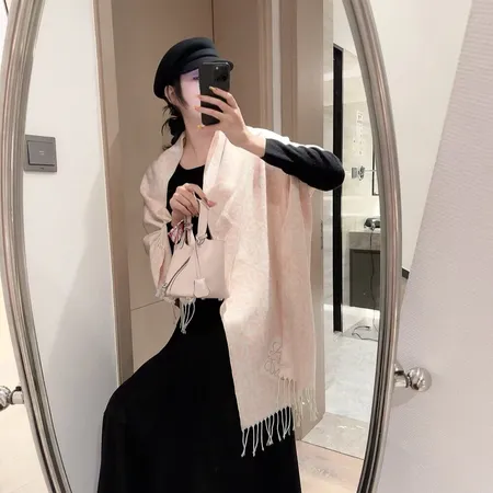 スーパーコピー ロエベ マフラー