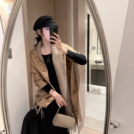 スーパーコピー フェンディ マフラー