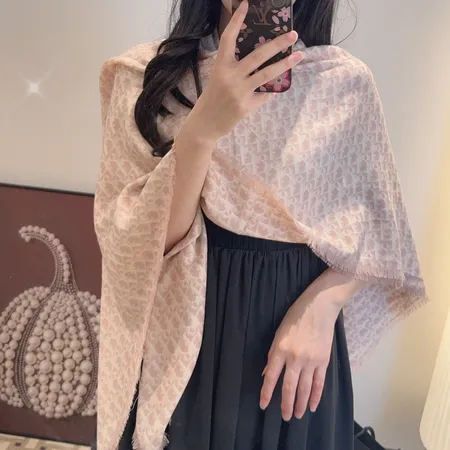 スーパーコピー ディオール マフラー