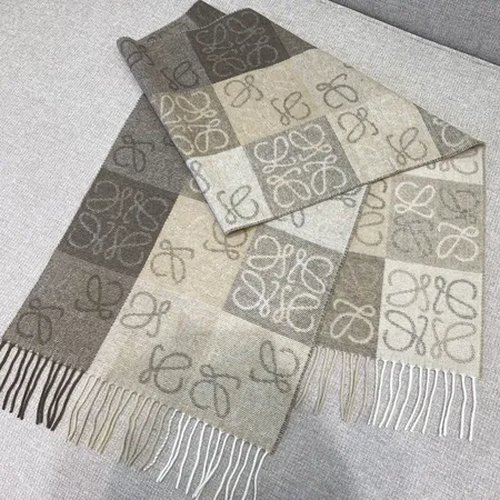 スーパーコピー ロエベ マフラー