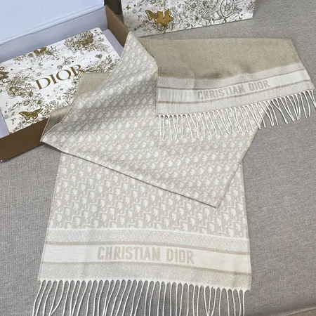 スーパーコピー ディオール マフラー