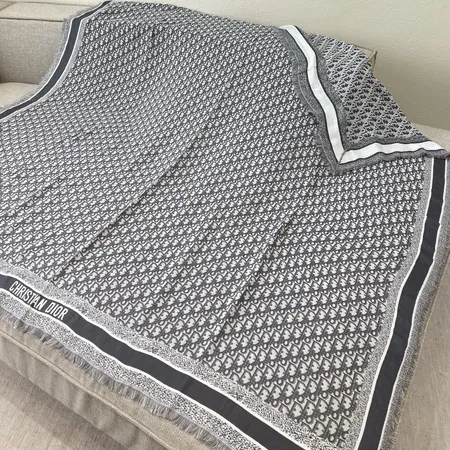 スーパーコピー ディオール マフラー