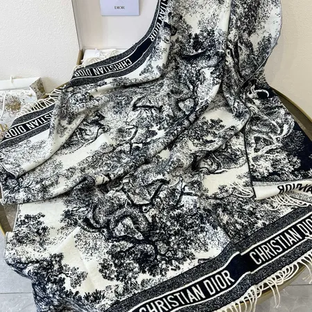 スーパーコピー ディオール マフラー