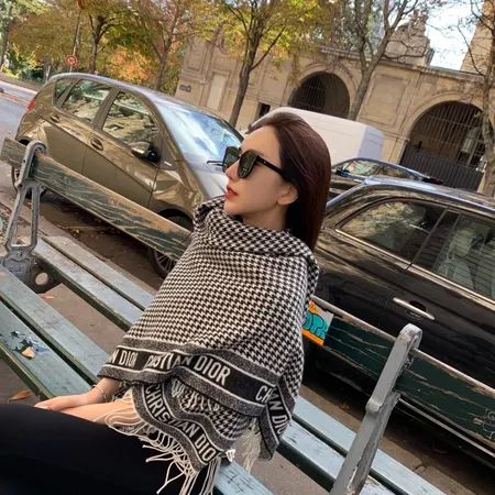 スーパーコピー フェンディ マフラー