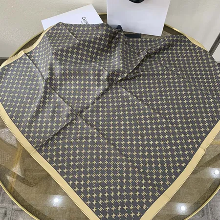 スーパーコピー セリーヌ マフラー