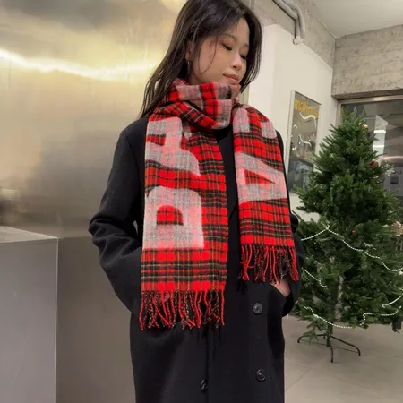 スーパーコピー バレンシアガ マフラー