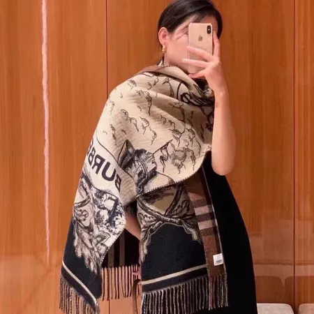 スーパーコピー バーバリー ス マフラー