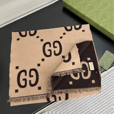 スーパーコピー フェンディ マフラー