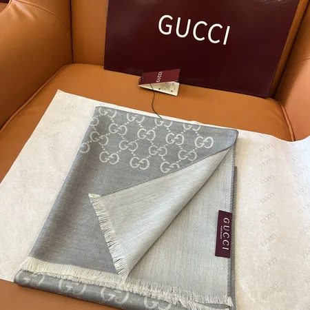 スーパーコピー グッチ マフラー