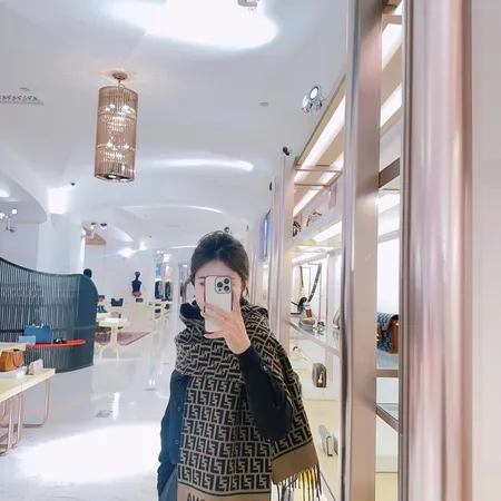 スーパーコピー フェンディ マフラー