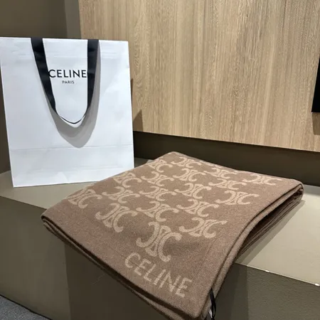 スーパーコピー セリーヌ マフラー