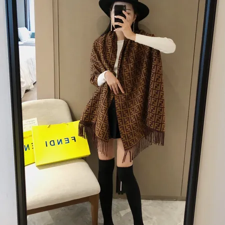 スーパーコピー フェンディ マフラー