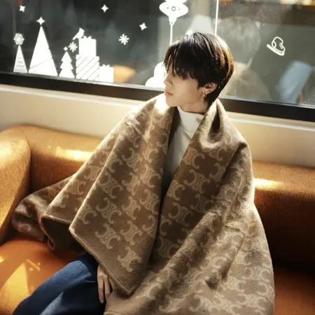 スーパーコピー セリーヌ マフラー