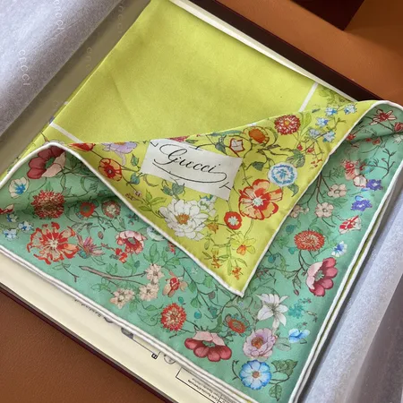 スーパーコピー グッチ マフラー