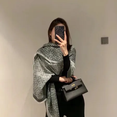 スーパーコピー ロエベ マフラー