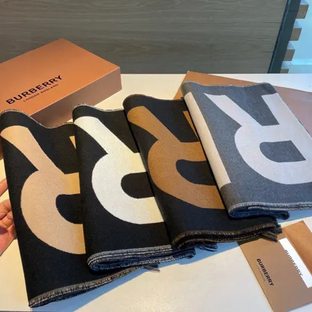 スーパーコピー バーバリー ス マフラー