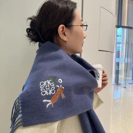 スーパーコピー ロエベ マフラー