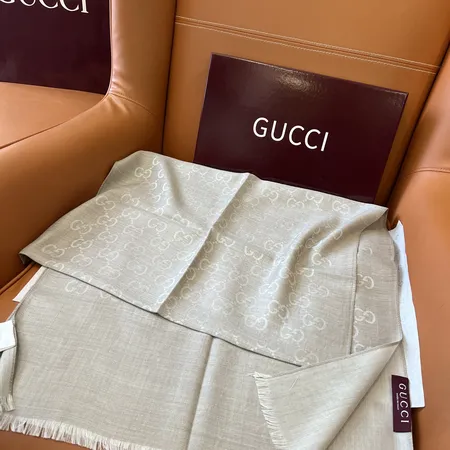 スーパーコピー グッチ マフラー