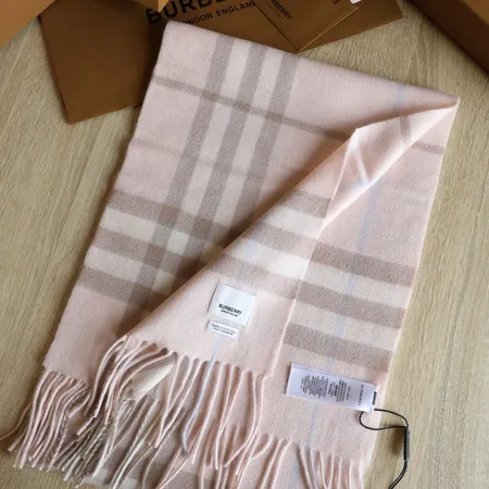 スーパーコピー バーバリー ス マフラー