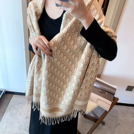 スーパーコピー グッチ マフラー