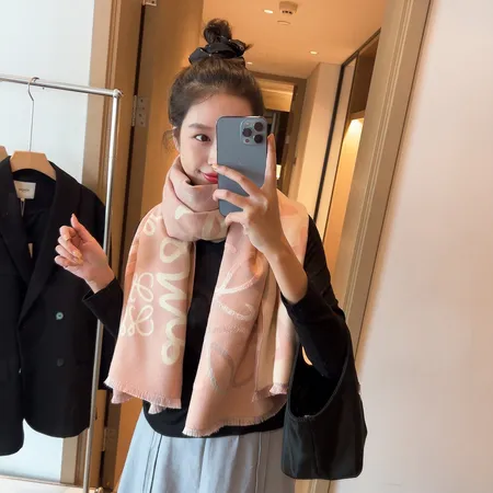 スーパーコピー ロエベ マフラー