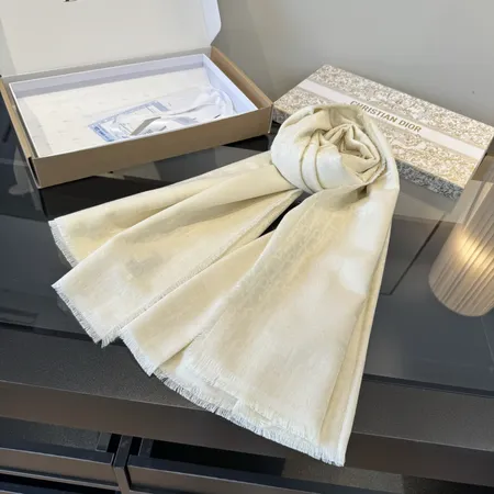 スーパーコピー ディオール マフラー