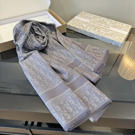 スーパーコピー ディオール マフラー