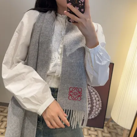 スーパーコピー ロエベ マフラー