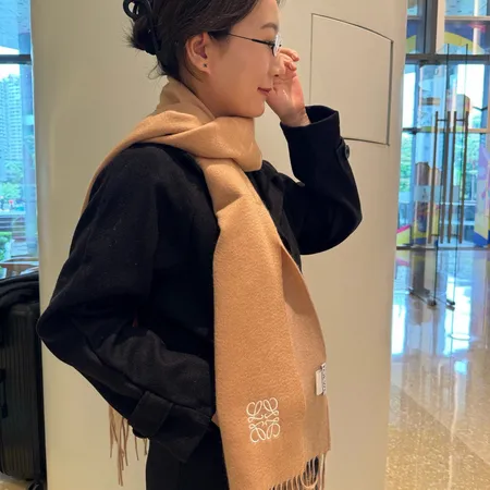 スーパーコピー ロエベ マフラー