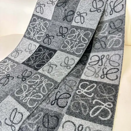 スーパーコピー ロエベ マフラー