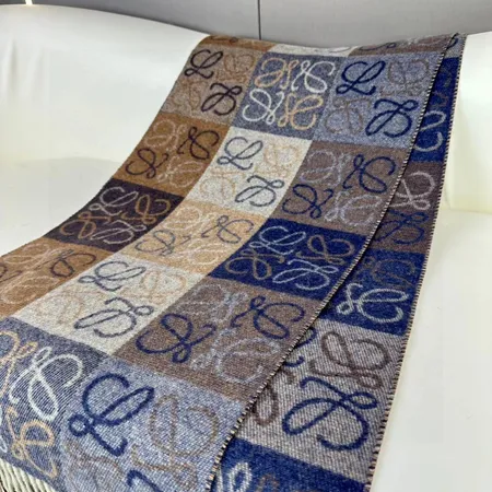 スーパーコピー ロエベ マフラー