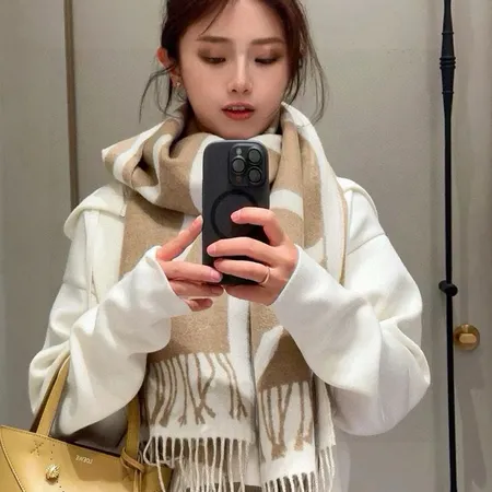 スーパーコピー ロエベ マフラー