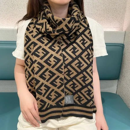 スーパーコピー フェンディ マフラー