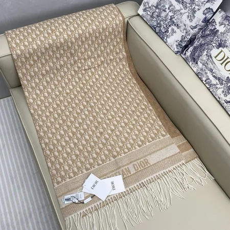 スーパーコピー グッチ マフラー