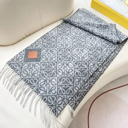 スーパーコピー ロエベ マフラー