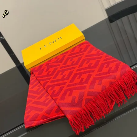 スーパーコピー フェンディ マフラー