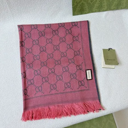 スーパーコピー グッチ マフラー