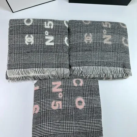 スーパーコピー シャネル マフラー