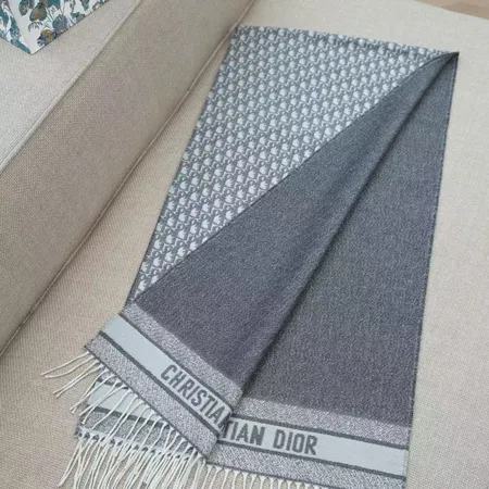 スーパーコピー ディオール マフラー