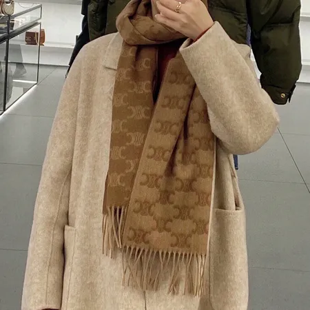 スーパーコピー セリーヌ マフラー